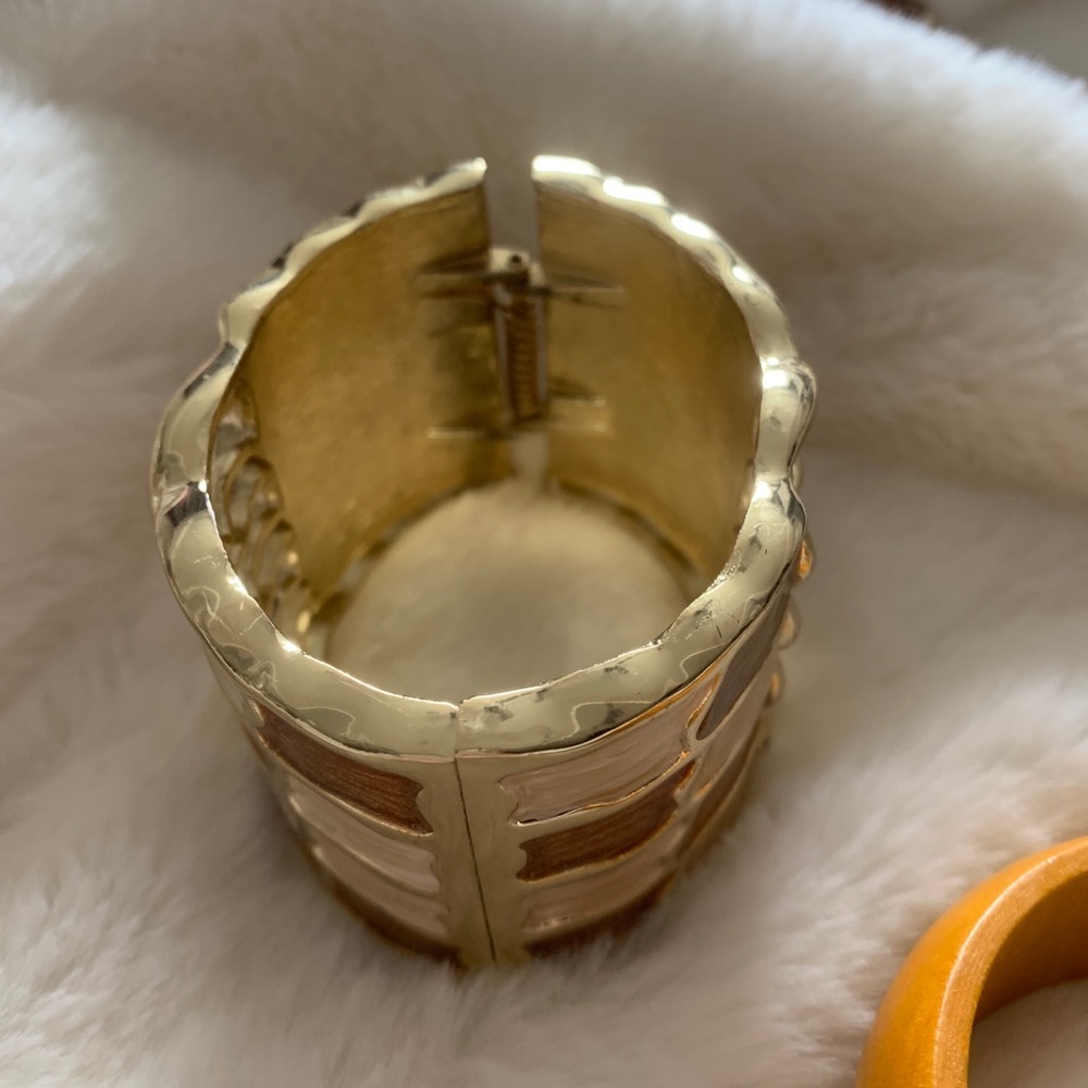✨ BUNDLE ✨ GOLDEN GODDESS FASHION ACCESSORIES - Picture 7 of 7